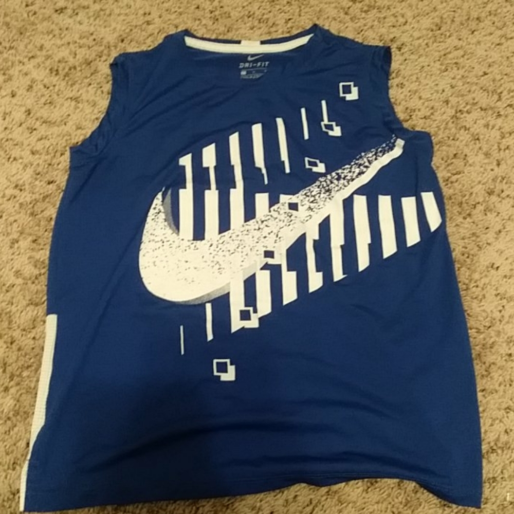 Nike shirt